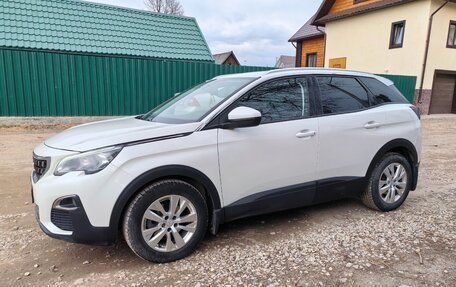 Peugeot 3008 II, 2017 год, 1 750 000 рублей, 2 фотография