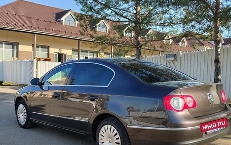 Volkswagen Passat B6, 2010 год, 790 000 рублей, 2 фотография