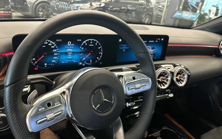 Mercedes-Benz A-Класс, 2021 год, 3 150 000 рублей, 6 фотография