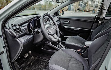 KIA Rio III рестайлинг, 2014 год, 990 000 рублей, 13 фотография