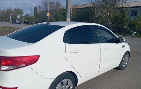 KIA Rio III рестайлинг, 2015 год, 1 020 000 рублей, 1 фотография