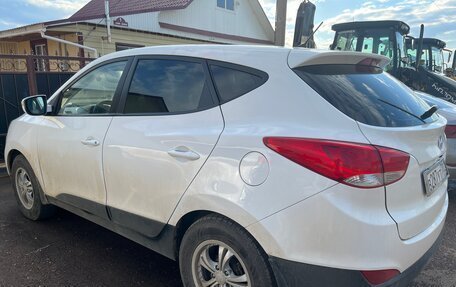 Hyundai ix35 I рестайлинг, 2012 год, 890 000 рублей, 2 фотография