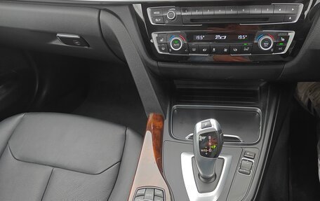 BMW 3 серия, 2016 год, 1 900 000 рублей, 10 фотография