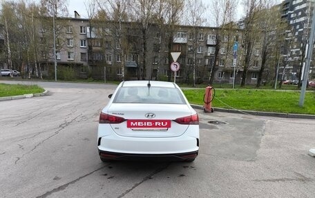 Hyundai Solaris II рестайлинг, 2020 год, 925 000 рублей, 4 фотография