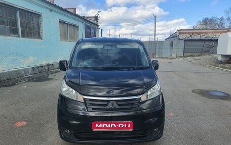 Nissan NV200, 2011 год, 1 370 000 рублей, 1 фотография