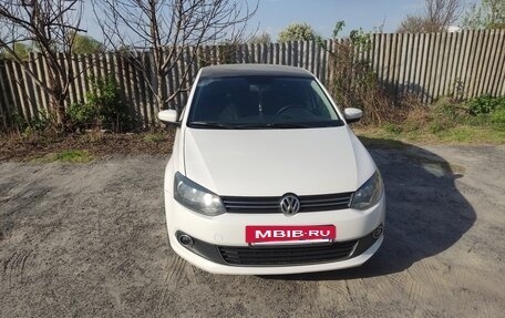 Volkswagen Polo VI (EU Market), 2012 год, 850 000 рублей, 6 фотография