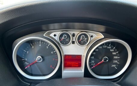 Ford Focus II рестайлинг, 2011 год, 650 000 рублей, 4 фотография