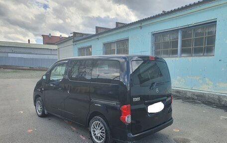 Nissan NV200, 2011 год, 1 370 000 рублей, 4 фотография