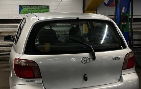 Toyota Yaris I рестайлинг, 1999 год, 180 000 рублей, 14 фотография