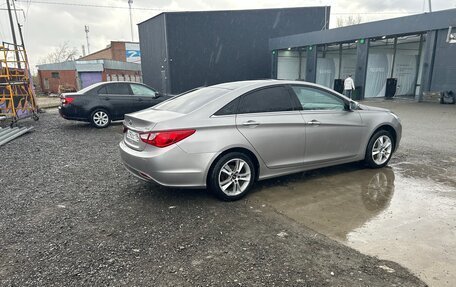 Hyundai Sonata VI, 2010 год, 1 180 000 рублей, 5 фотография