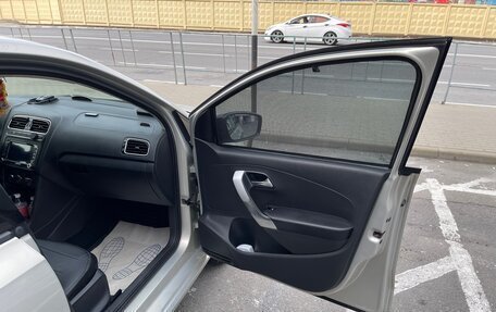 Volkswagen Polo VI (EU Market), 2010 год, 690 000 рублей, 12 фотография