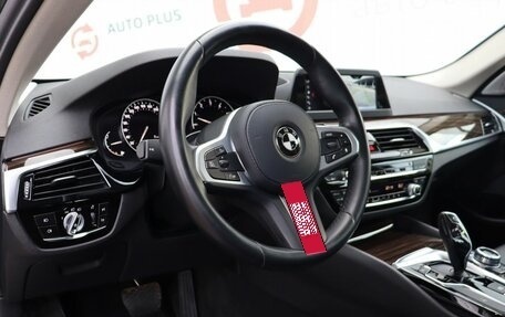 BMW 5 серия, 2017 год, 3 900 000 рублей, 8 фотография