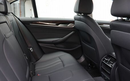 BMW 5 серия, 2017 год, 3 900 000 рублей, 19 фотография