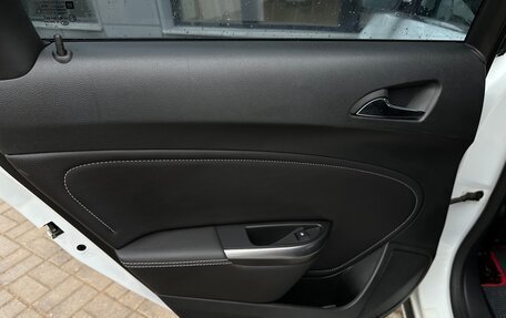 Opel Astra J, 2012 год, 830 000 рублей, 10 фотография