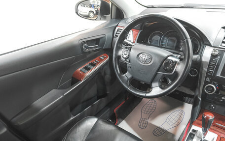 Toyota Camry, 2014 год, 1 929 000 рублей, 10 фотография