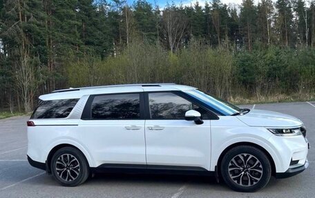 KIA Carnival, 2021 год, 3 750 000 рублей, 5 фотография