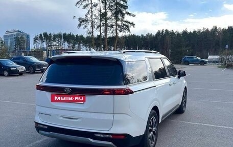 KIA Carnival, 2021 год, 3 750 000 рублей, 8 фотография