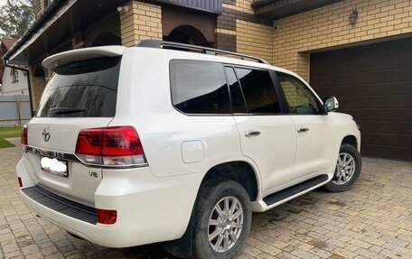 Toyota Land Cruiser 200, 2016 год, 6 900 000 рублей, 5 фотография
