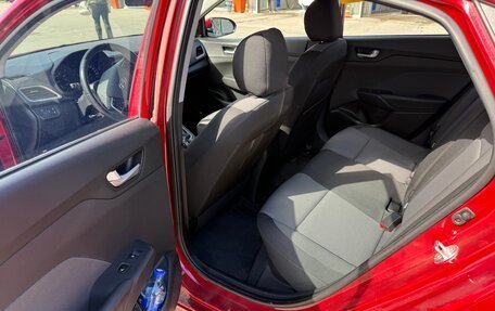 Hyundai Solaris II рестайлинг, 2018 год, 1 600 000 рублей, 9 фотография