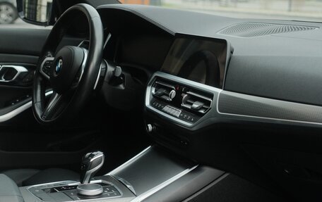BMW 3 серия, 2019 год, 4 750 000 рублей, 12 фотография