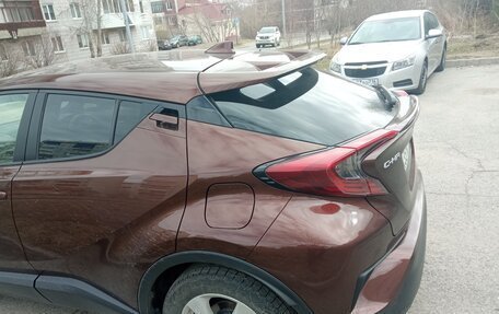 Toyota C-HR I рестайлинг, 2019 год, 2 250 000 рублей, 7 фотография