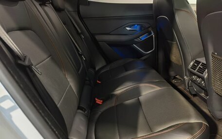 Jaguar E-Pace, 2018 год, 3 250 000 рублей, 31 фотография