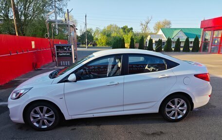 Hyundai Solaris II рестайлинг, 2012 год, 930 000 рублей, 5 фотография