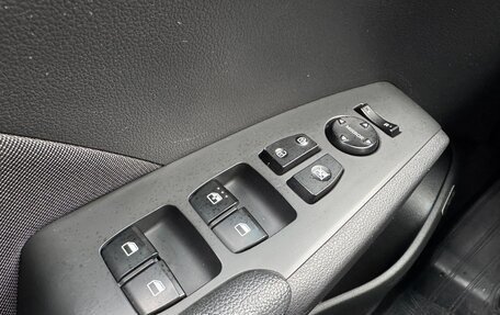 Hyundai Solaris II рестайлинг, 2017 год, 1 200 000 рублей, 9 фотография