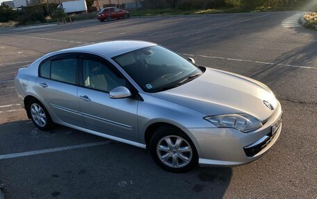 Renault Laguna III рестайлинг, 2008 год, 880 000 рублей, 1 фотография