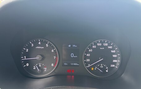 Hyundai Solaris II рестайлинг, 2017 год, 1 200 000 рублей, 13 фотография