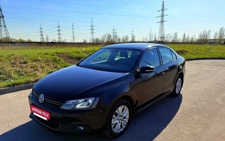 Volkswagen Jetta VI, 2014 год, 865 000 рублей, 2 фотография