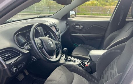 Jeep Cherokee, 2018 год, 1 980 000 рублей, 21 фотография
