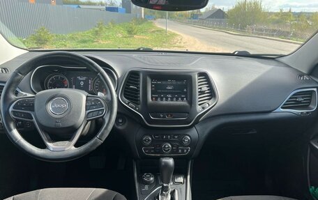 Jeep Cherokee, 2018 год, 1 980 000 рублей, 28 фотография