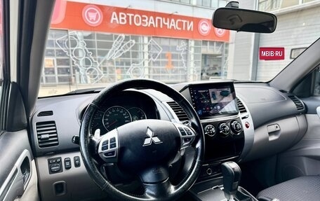 Mitsubishi Pajero Sport II рестайлинг, 2011 год, 1 990 000 рублей, 12 фотография