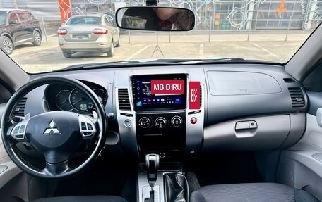 Mitsubishi Pajero Sport II рестайлинг, 2011 год, 1 990 000 рублей, 13 фотография