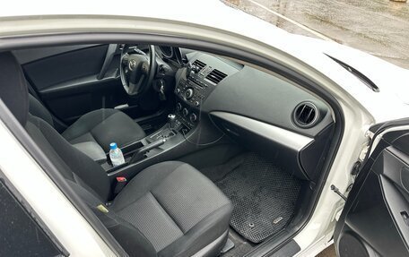 Mazda 3, 2013 год, 1 039 000 рублей, 12 фотография