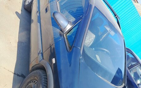 Opel Zafira A рестайлинг, 2002 год, 200 000 рублей, 3 фотография