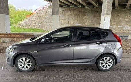 Hyundai Solaris II рестайлинг, 2015 год, 720 000 рублей, 5 фотография