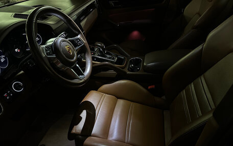 Porsche Cayenne III, 2020 год, 7 990 000 рублей, 28 фотография