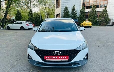 Hyundai Solaris II рестайлинг, 2020 год, 1 160 000 рублей, 9 фотография