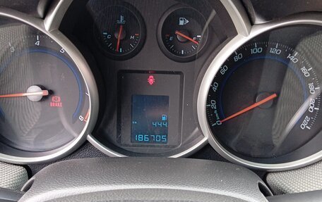 Chevrolet Cruze II, 2011 год, 799 000 рублей, 5 фотография