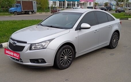 Chevrolet Cruze II, 2011 год, 799 000 рублей, 3 фотография