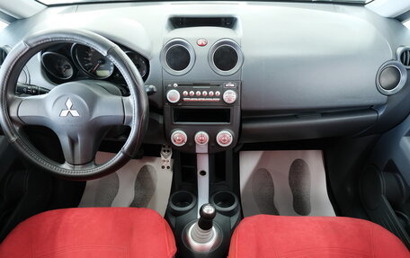 Mitsubishi Colt VI рестайлинг, 2006 год, 369 000 рублей, 13 фотография