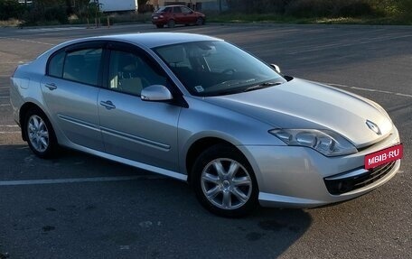 Renault Laguna III рестайлинг, 2008 год, 880 000 рублей, 2 фотография