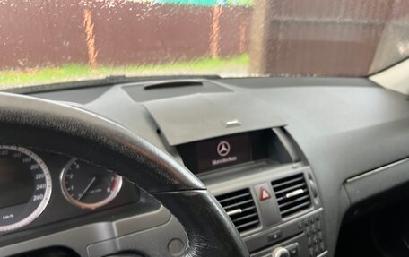 Mercedes-Benz C-Класс, 2010 год, 950 000 рублей, 11 фотография