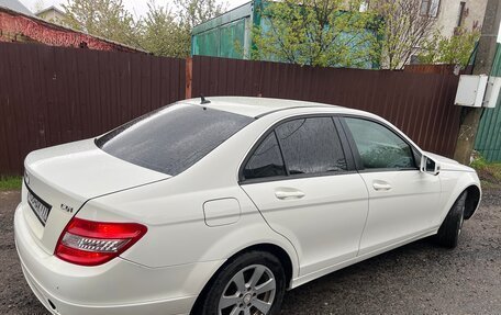 Mercedes-Benz C-Класс, 2010 год, 950 000 рублей, 9 фотография