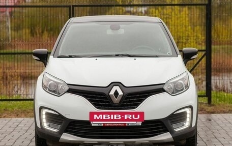 Renault Kaptur I рестайлинг, 2017 год, 1 395 000 рублей, 2 фотография