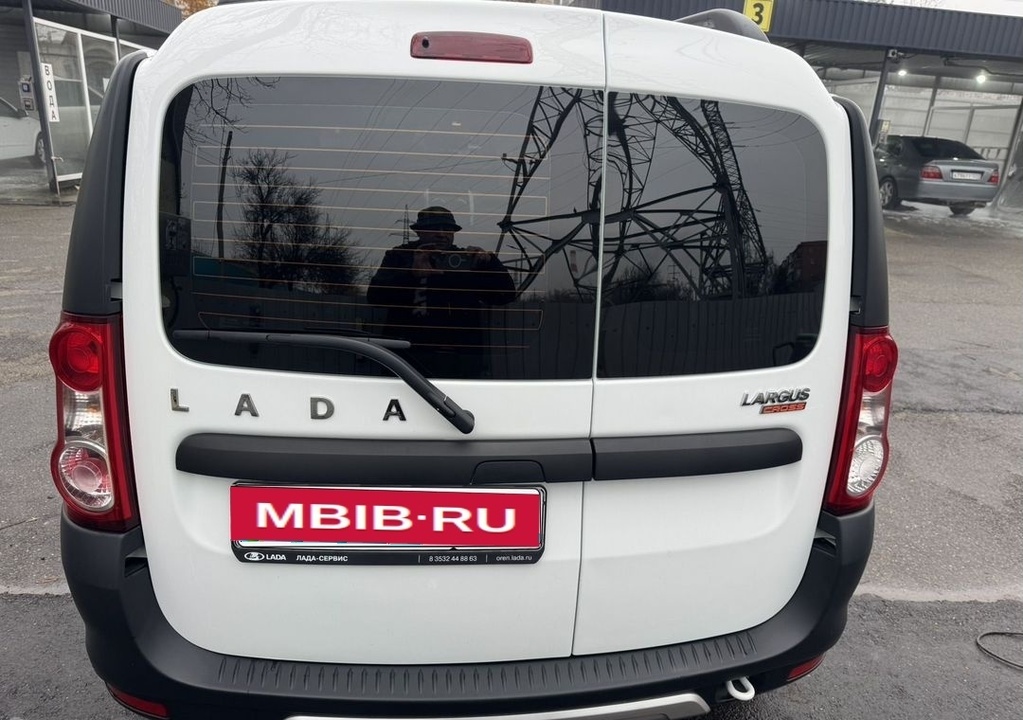 ВАЗ (LADA) Largus, 2021 год, 1 750 000 рублей, 6 фотография