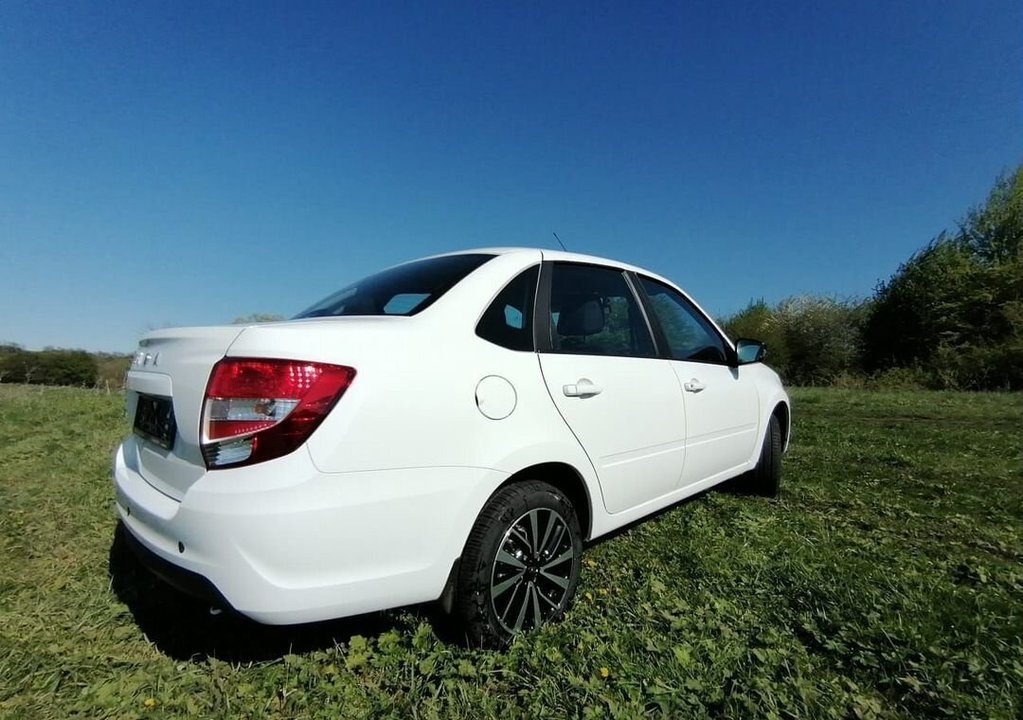 ВАЗ (LADA) Granta, 2025 год, 1 157 000 рублей, 4 фотография