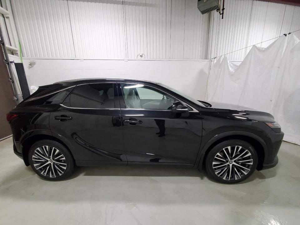 Lexus RX IV рестайлинг, 2024 год, 9 700 000 рублей, 2 фотография